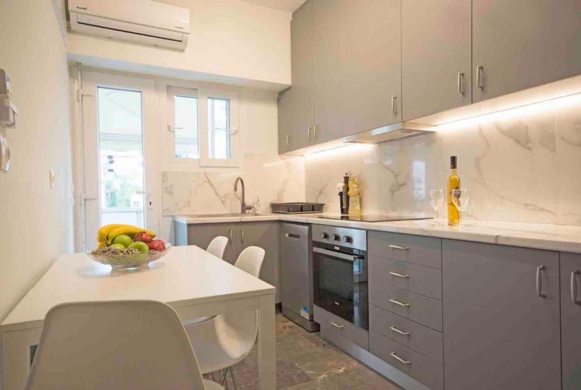 Alkuoni Lux Flat At Pfaliro Афіни Екстер'єр фото